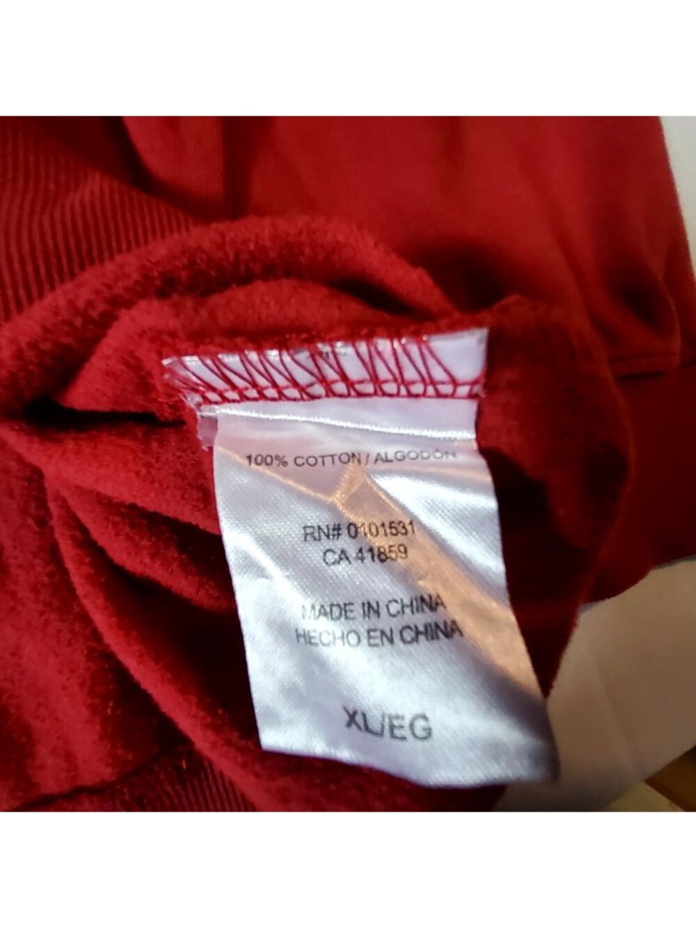 Hello Kitty Sanrio Red Cotton Crewneck Sweatshirt XL Relaxed Fit Made In China - Picture 10 of 11